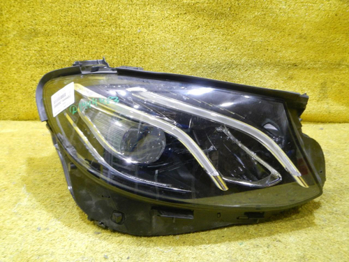 Битая Фара правая Mercedes E W213 (2016-2021) LED