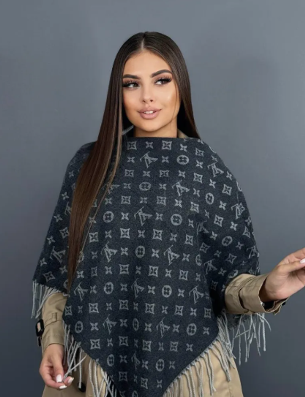 Кашемировй теплый платок Louis Vuitton