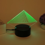 Светильник ночник «3D-Пирамида» на пластиковой подставке, с включателем USB