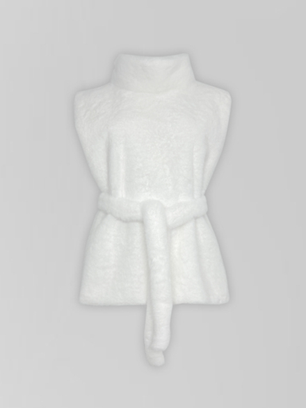 Жилетка Анжелика однотонная меховая с высоким горлом и поясом