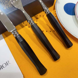 Набор столовых приборов Dior