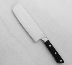 Satake Нож Ноусю 16см Накири в деревянной коробке