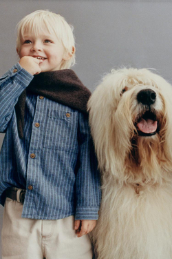 ZARA РУБАШКА В ПОЛОСКУ С ВОРОТНИКОМ-СТОЙКОЙ, СИНИЙ