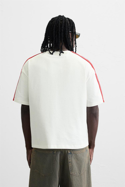 ZARA ФУТБОЛКА С ВЫШИВКОЙ, ЖЕЛТОВАТО-БЕЛЫЙ