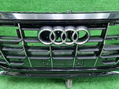 Бампер передний Audi Q8 (2018-2023) S-line В сборе
