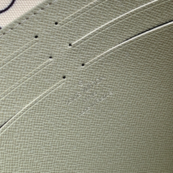 Louis Vuitton Pochette Voyage MM