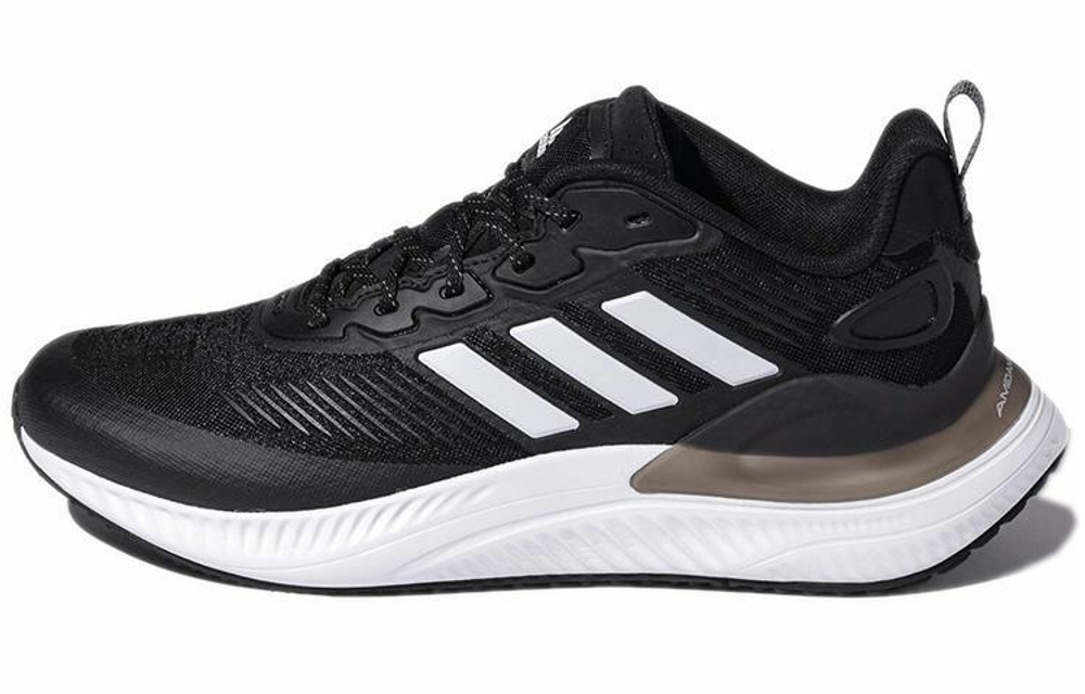 Кроссовки Adidas Alphamagma