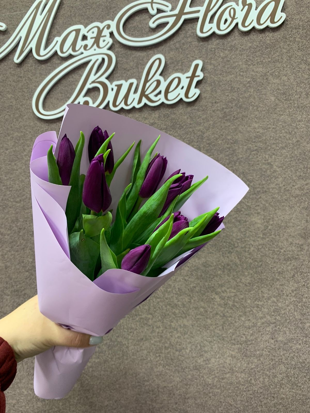 Букет 9 тюльпанов 8 Марта М-59