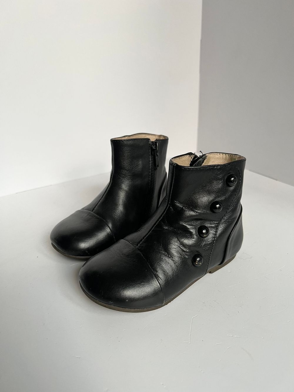 Ботинки Age of Innocence, 23