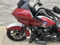 Road Glide Special 114 (2020) Billiard Red/Stone Washed White