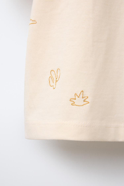 ZARA ФУТБОЛКА С ВЫШИВКОЙ, ЭКРЮ