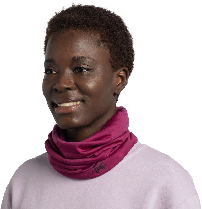 Шерстяной шарф-труба Buff Merino Lightweight Solid Magenta Фото 2