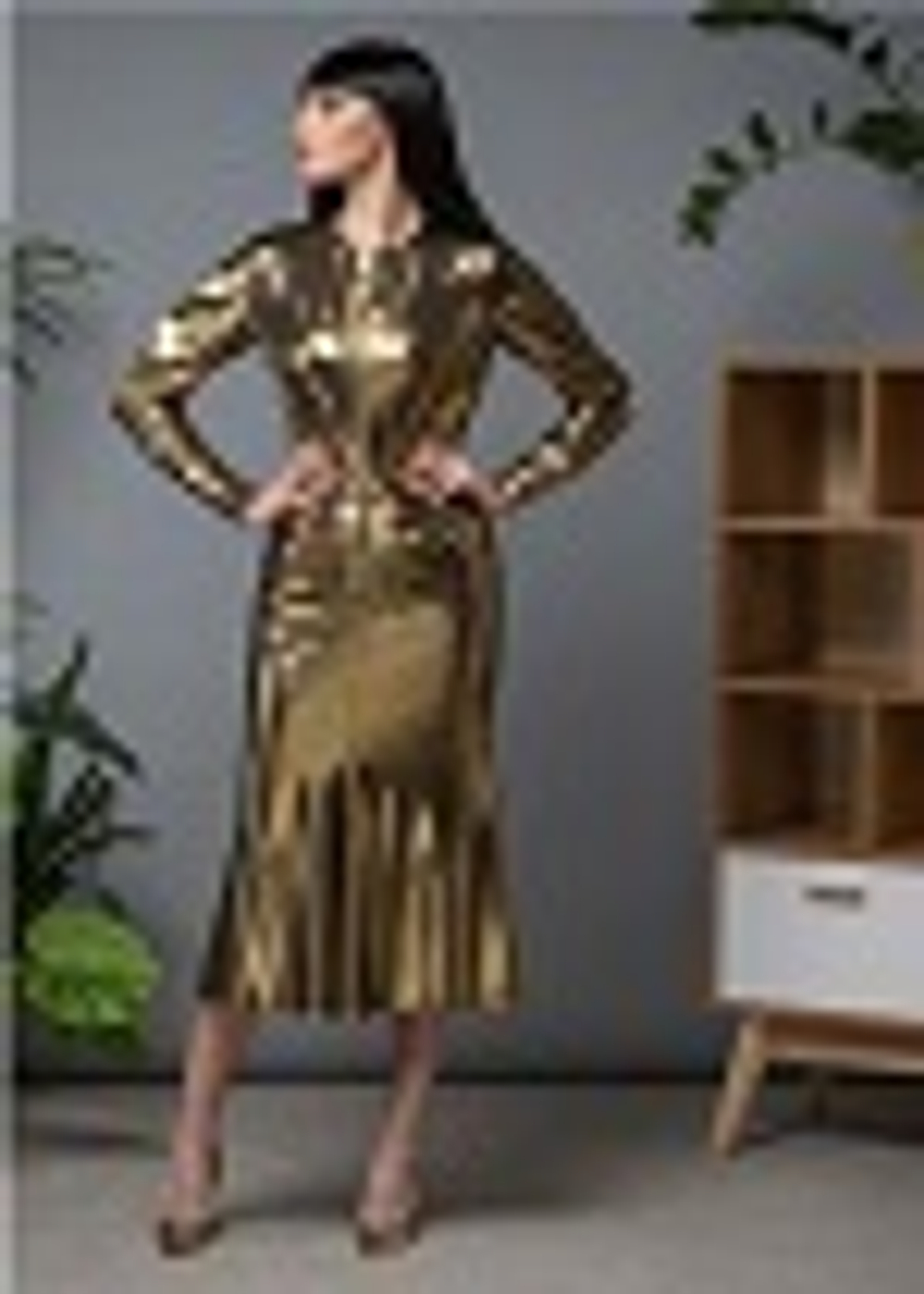 09-04-23 FW Платье-футляр из крепа с отрезной талией, золото XL