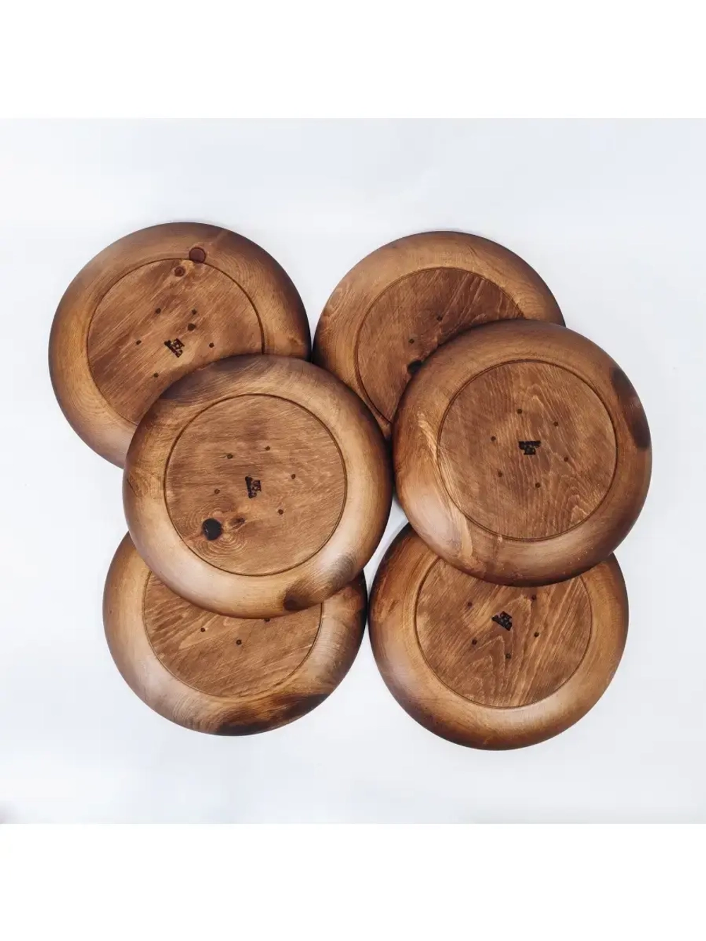 Набор деревянных тарелок из кедра