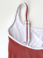 Кирпичный купальник слитный в рубчик, размер XL