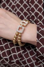 Браслет "Эмили" золотой жемчуг с золотой застежкой из кубических микроцирконов