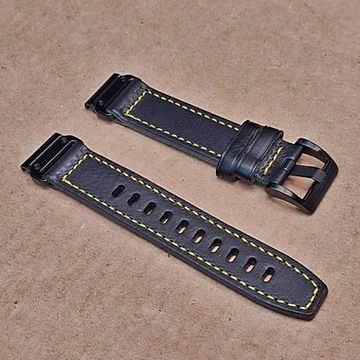 Ремешок натуральная кожа 20 мм для Garmin Fenix 7S, Fenix 6S, Fenix 5S, Instinct 2S, Epix Pro Gen 2 (42 mm) быстросъемный QuickFit (Черный, желтая строчка)