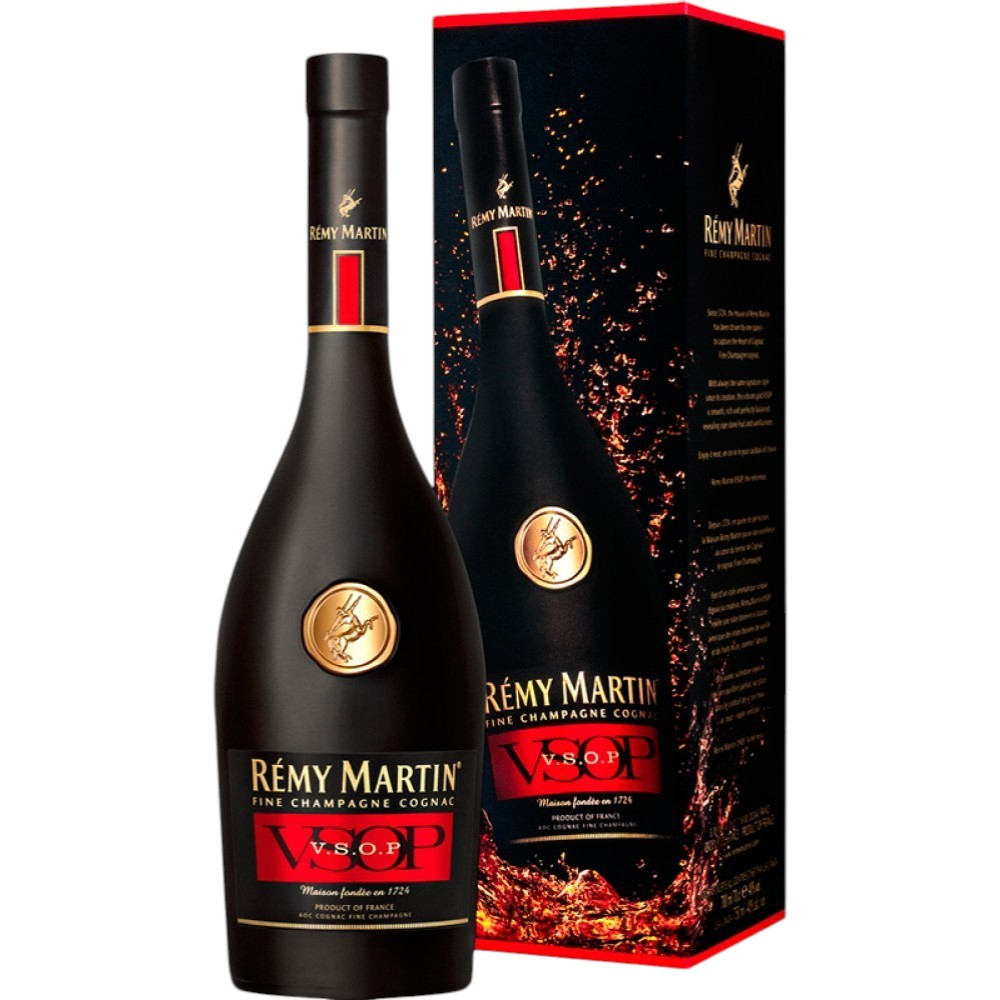 Коньяк Remy Martin VSOP 0,7 л. В подарочной коробке
