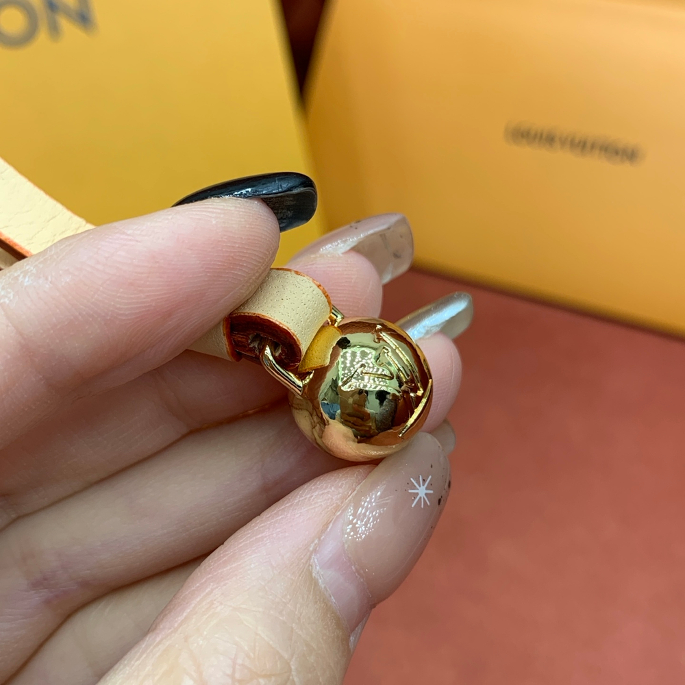 Louis Vuitton Noe Purse