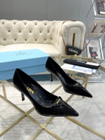 Prada Pumps