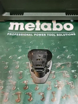 Аккумулятор Metabo 12V 2.0 Ah Li-Ion PowerMaxx BS 625438000 10.8В ,12В 2.0 Ач; Li-Ion .Metabo 625438000 (10.8-12В) Без упаковки .