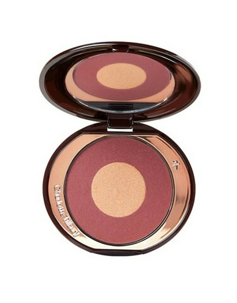 Румяна Charlotte Tilbury Cheek to Chic Walk of No Shame