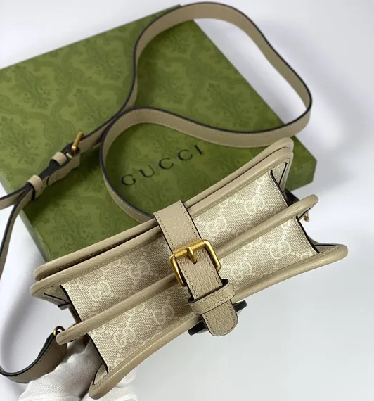Миниатюрная сумка через плечо Gucci Interlocking G