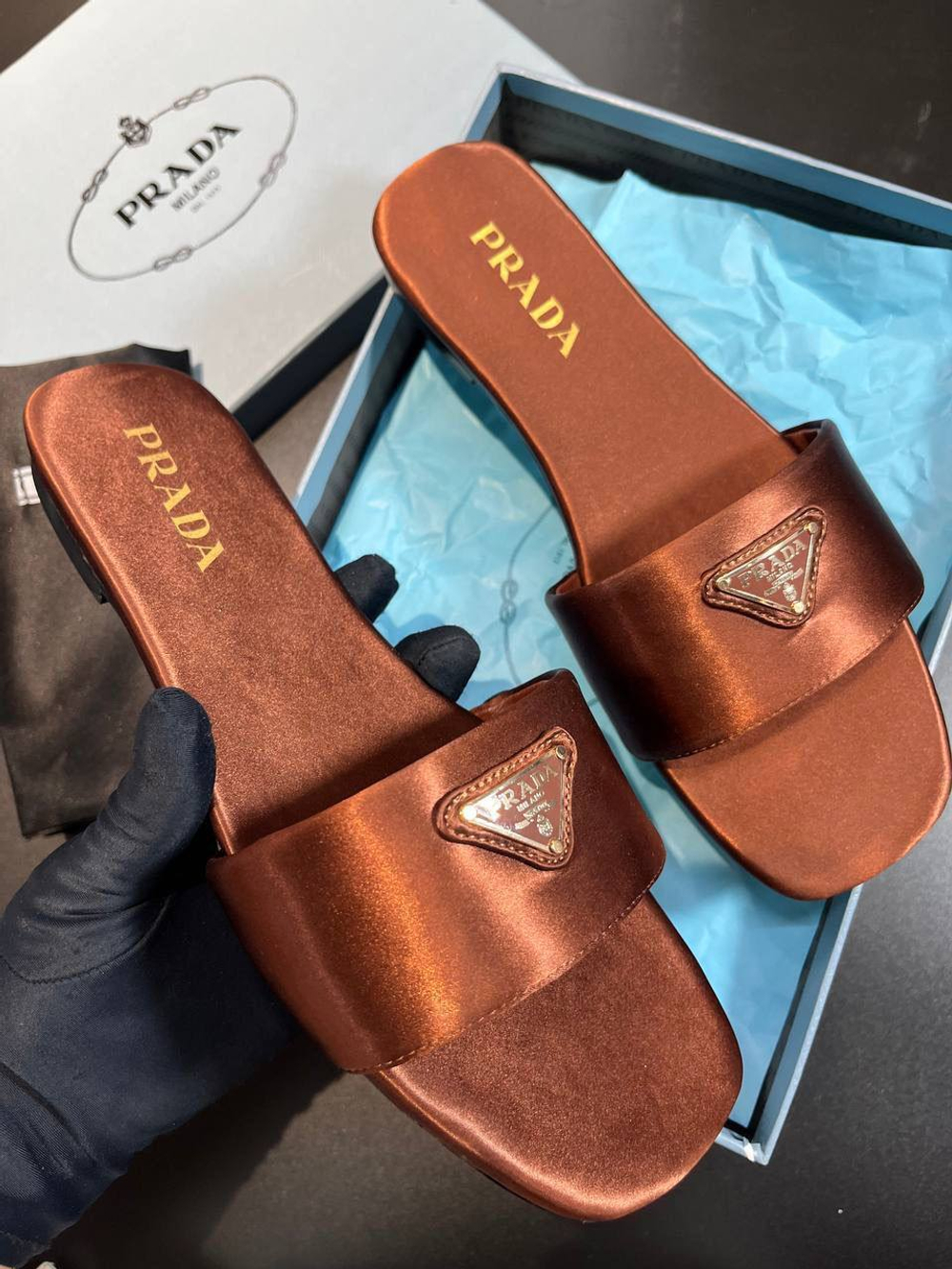 Шлепанцы Prada