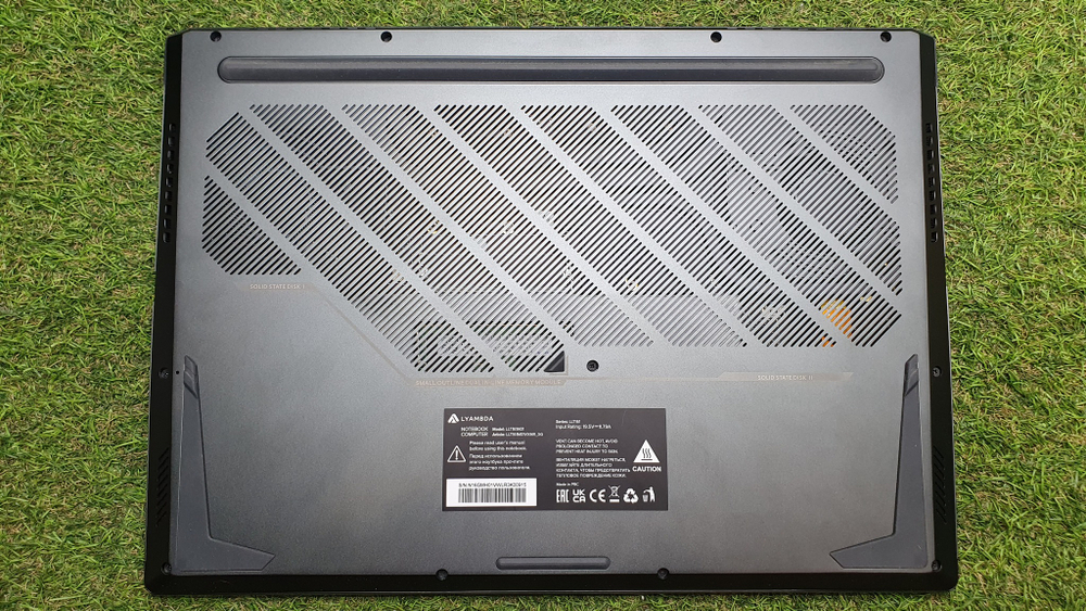 Игровой LYAMBDA Ryzen 7/16Gb/ RX 6650M XT 8Gb/2.5K/165Hz/LLT161M01VXMR_SG/Windows 11