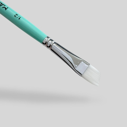 Кисть MAG угловая 1/2