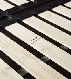 Двуспальная кровать с широким изголовьем Coco