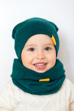 детская шапка из турецкой шерсти сине-зеленая