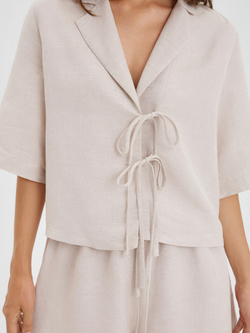 Укороченная рубашка на завязках изо льна