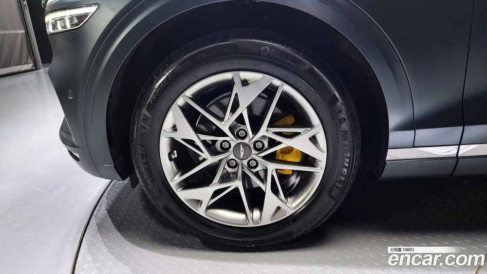Genesis GV70 2.5T Бензин AWD (06.2021)