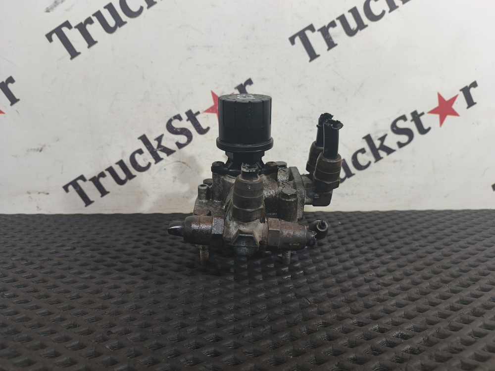 Клапан ускорительный