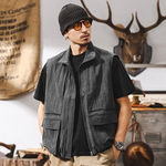 Тонкий жилет из леоцела для мужчин с накладными карманами