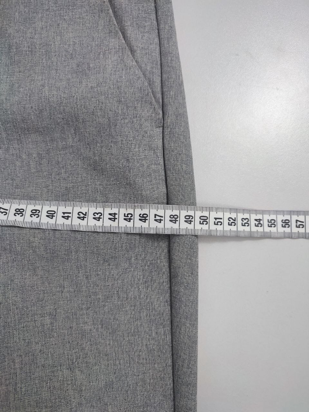 Брюки Oodji светлые 46 размер