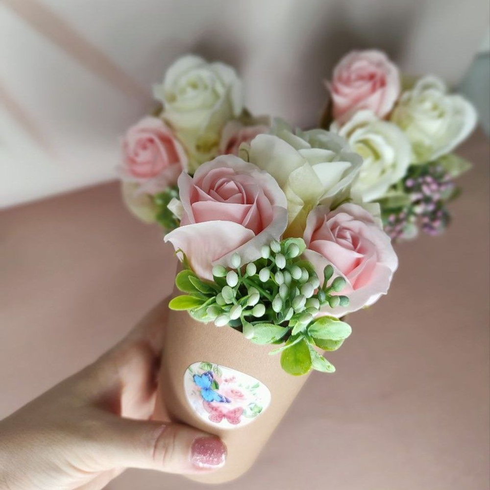 Мини букет из 3 мыльных роз на 14 февраля, 8 марта