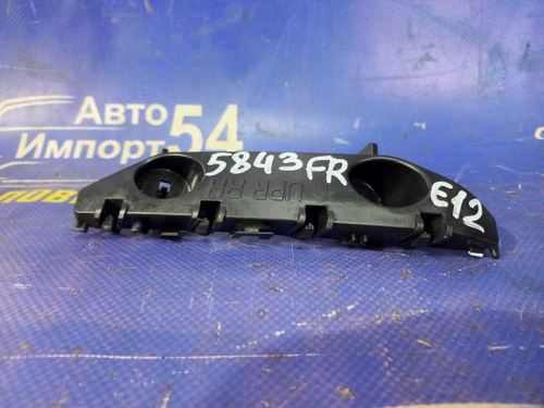 Крепление бампера переднее правое NISSAN NOTE 2012-2016