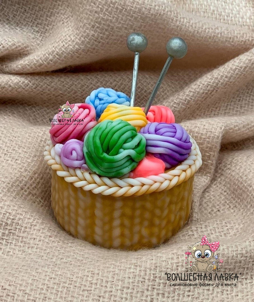 Силиконовая форма Корзина с клубками