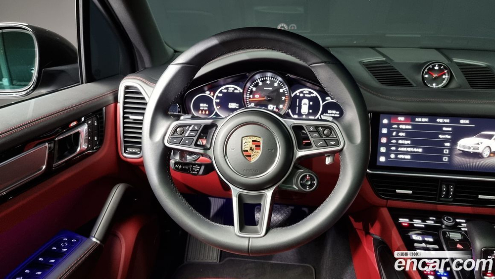 Porsche Cayenne (PO536) 3.0 Platinum Editions (05.2023)