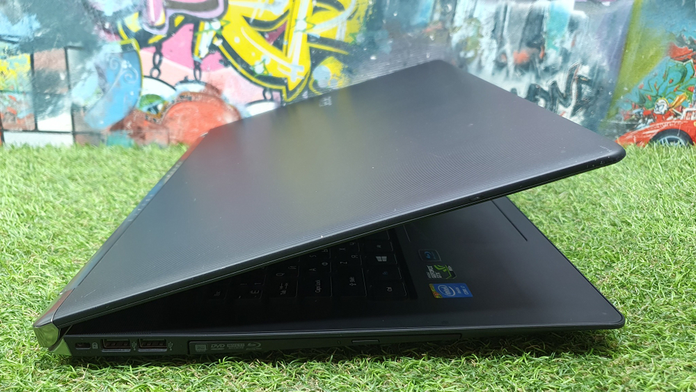 Игровой Acer i7/12Gb/GTX 860M 4Gb/FHD/Aspire V Nitro VN7-791G-77R9 Black Edition [nx.mther.003]/Windows 10