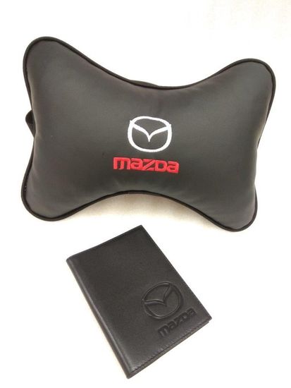 Подарочный набор автомобилисту "На каждый день" (подушка "косточка" + обложка для автодокументов)