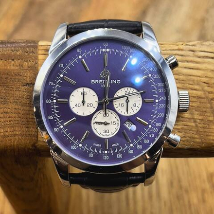 Часы Breitling