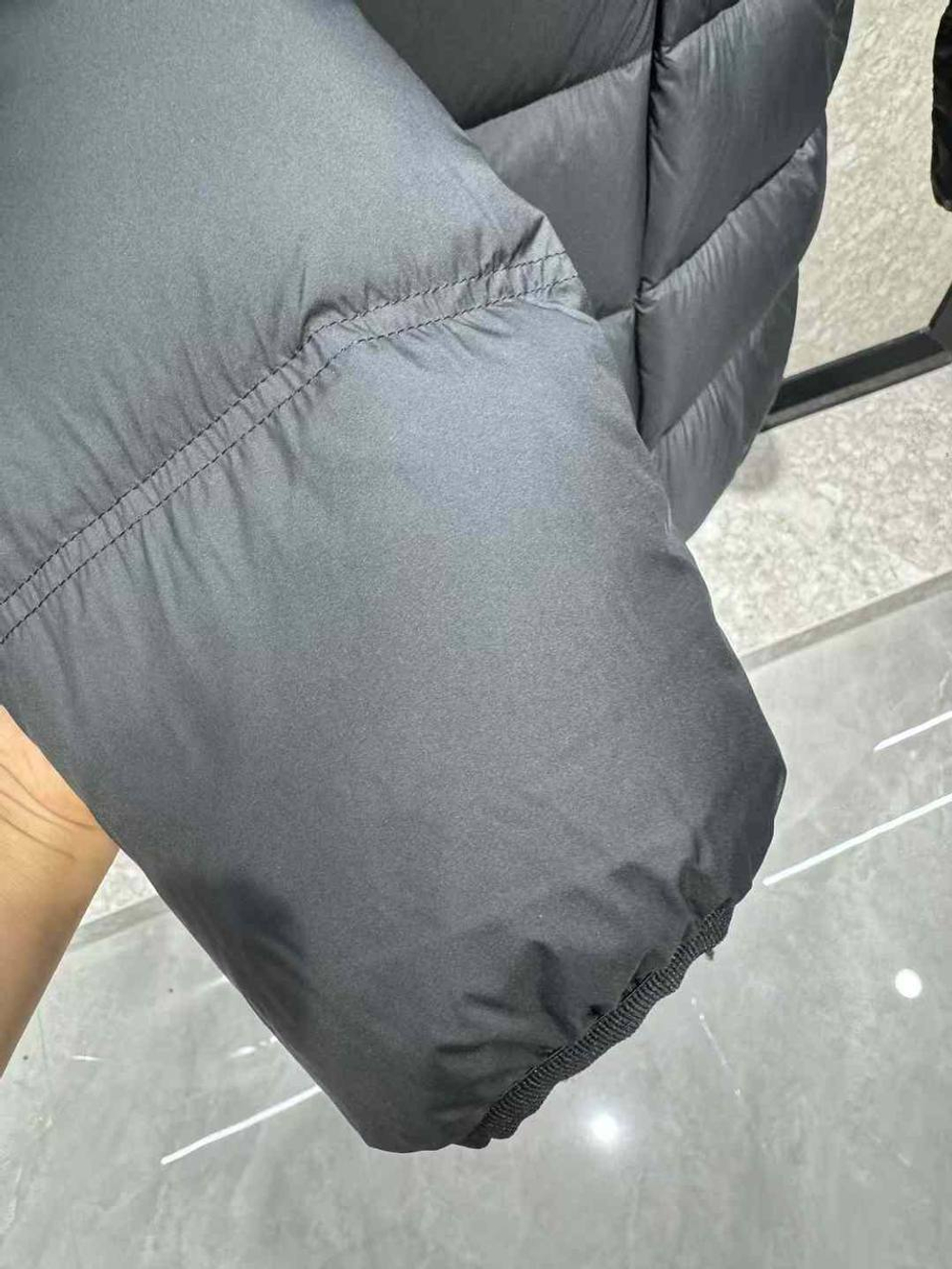 Пуховик Moncler