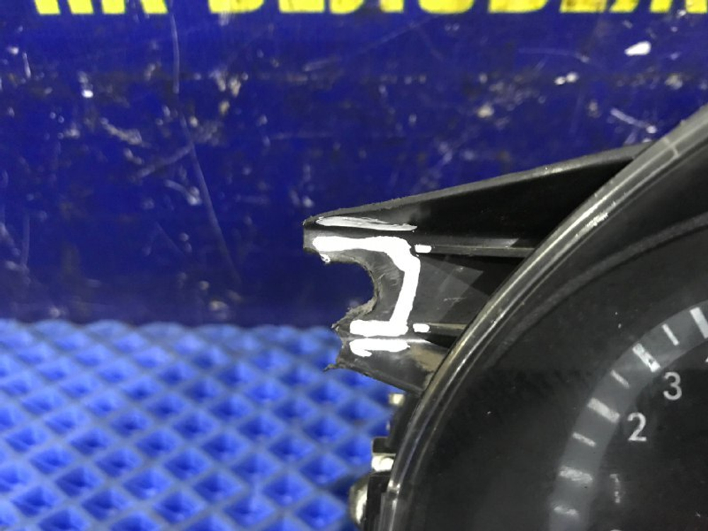 Щиток приборов LADA KALINA 2006