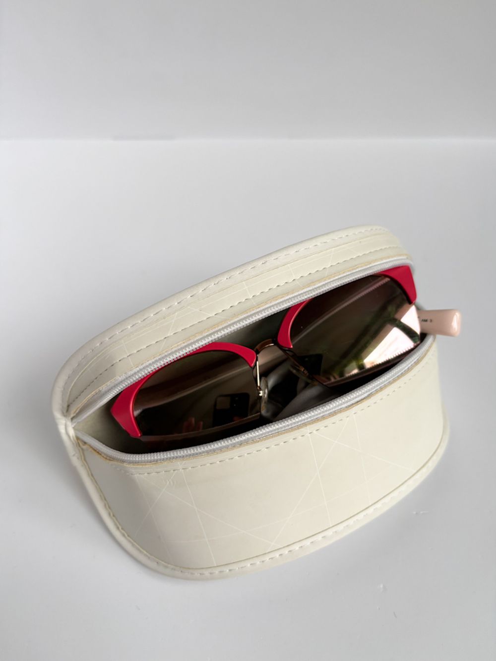 Солнцезащитные очки Dior