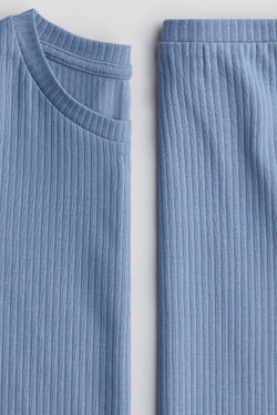 H&M Комплект из эластичного трикотажного топа и юбки, пыльно-синий