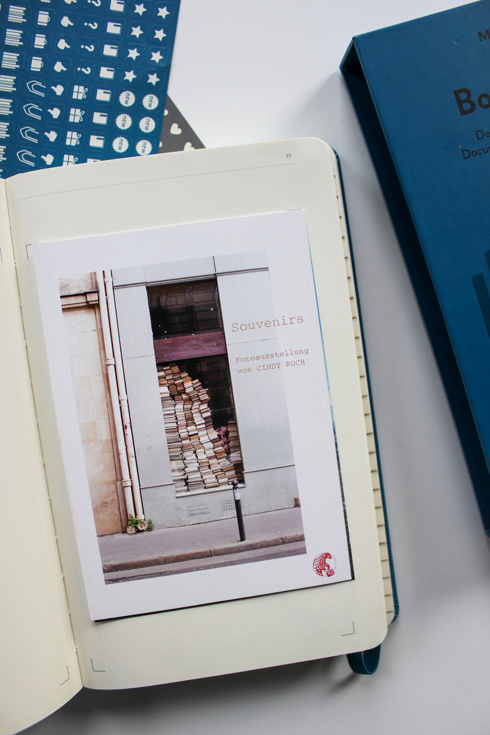 Блокнот Moleskine PASSION BOOKS Large 130х210 мм 400 стр голубой (PASBOOK)