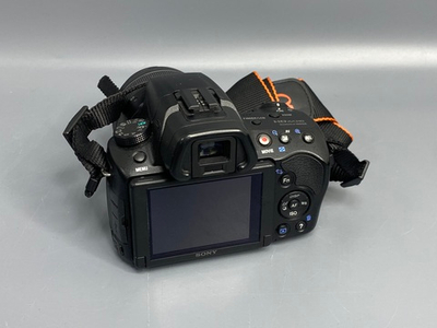 Sony SLT-A33 Kit 18-55
